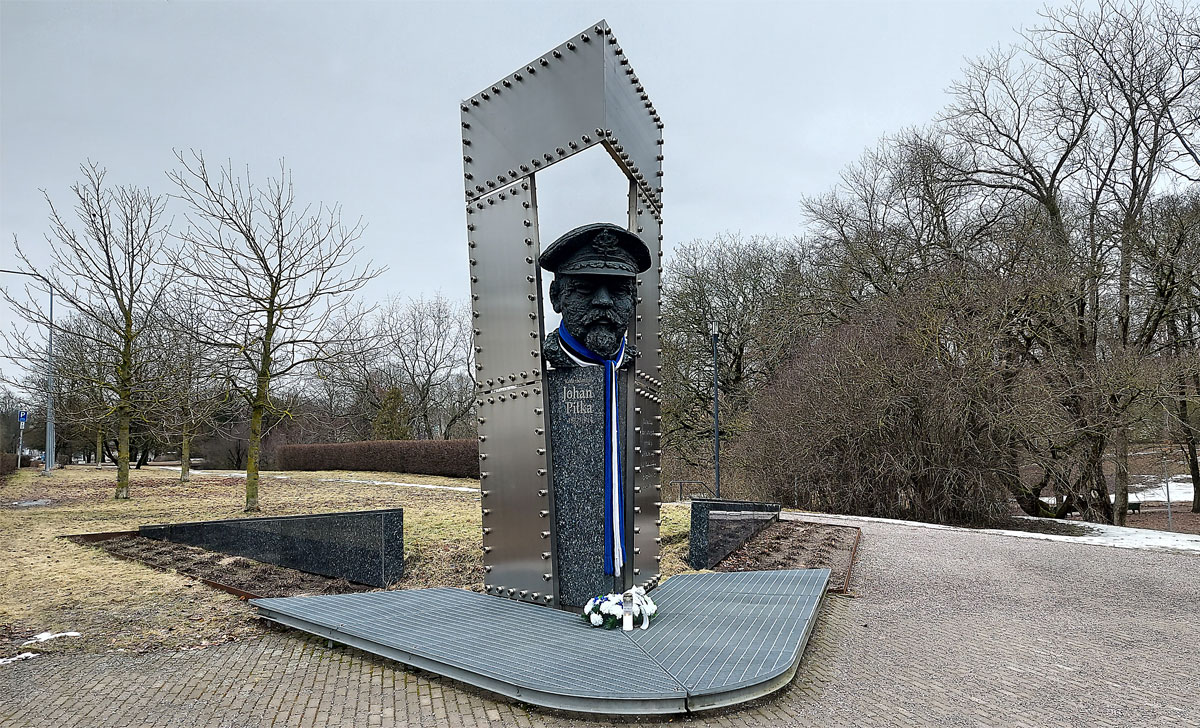 памятник йохану питке в таллине